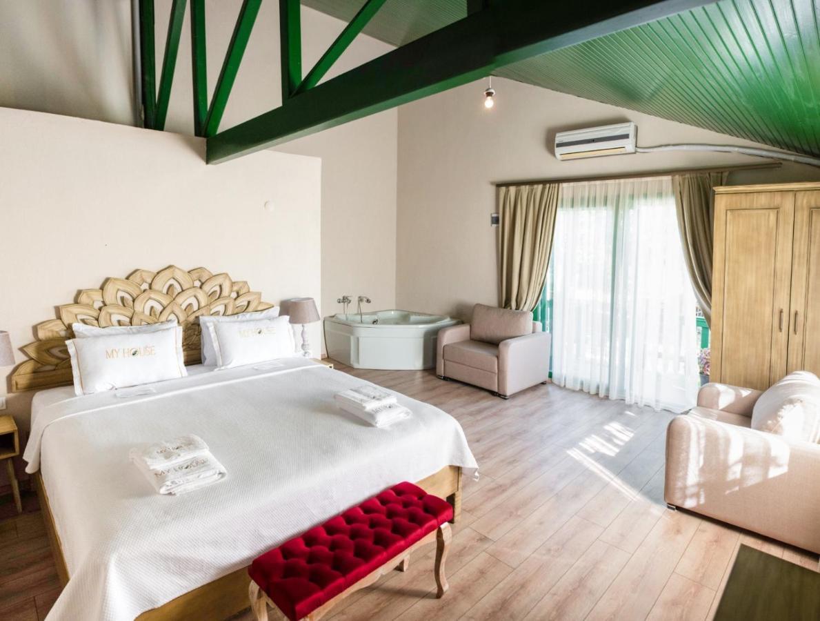 فندق My House Urla إزمير المظهر الخارجي الصورة